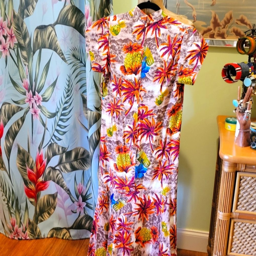 Vintage Hawaiian Dress